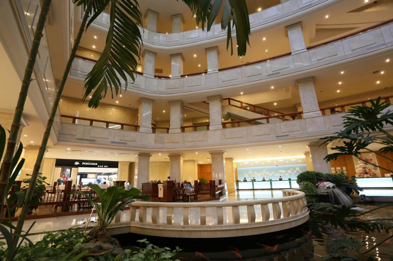 Crowne Plaza Zhanjiang Kang Yi, An Ihg Hotel Exterior foto